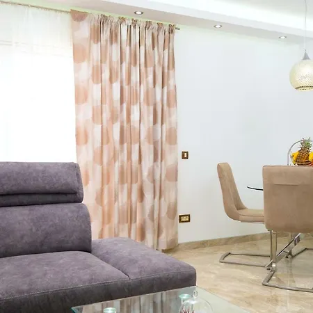 Apartment Boutique Mojsan Kaštela